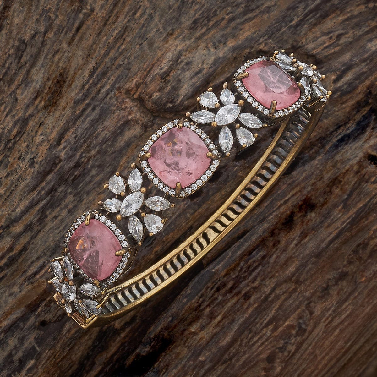 Zircon Kada 180366 - Image 9