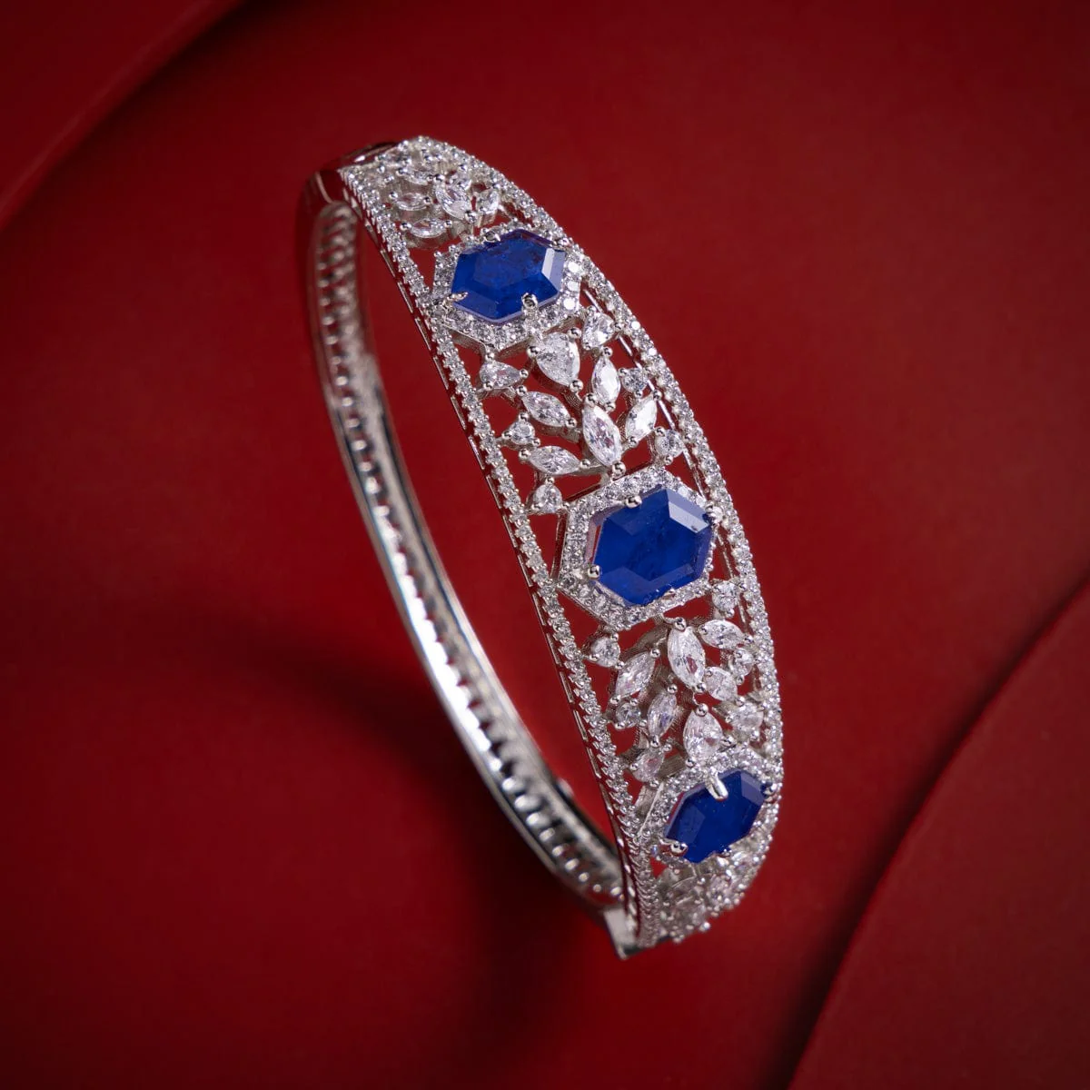 Zircon Kada 182042 - Image 30