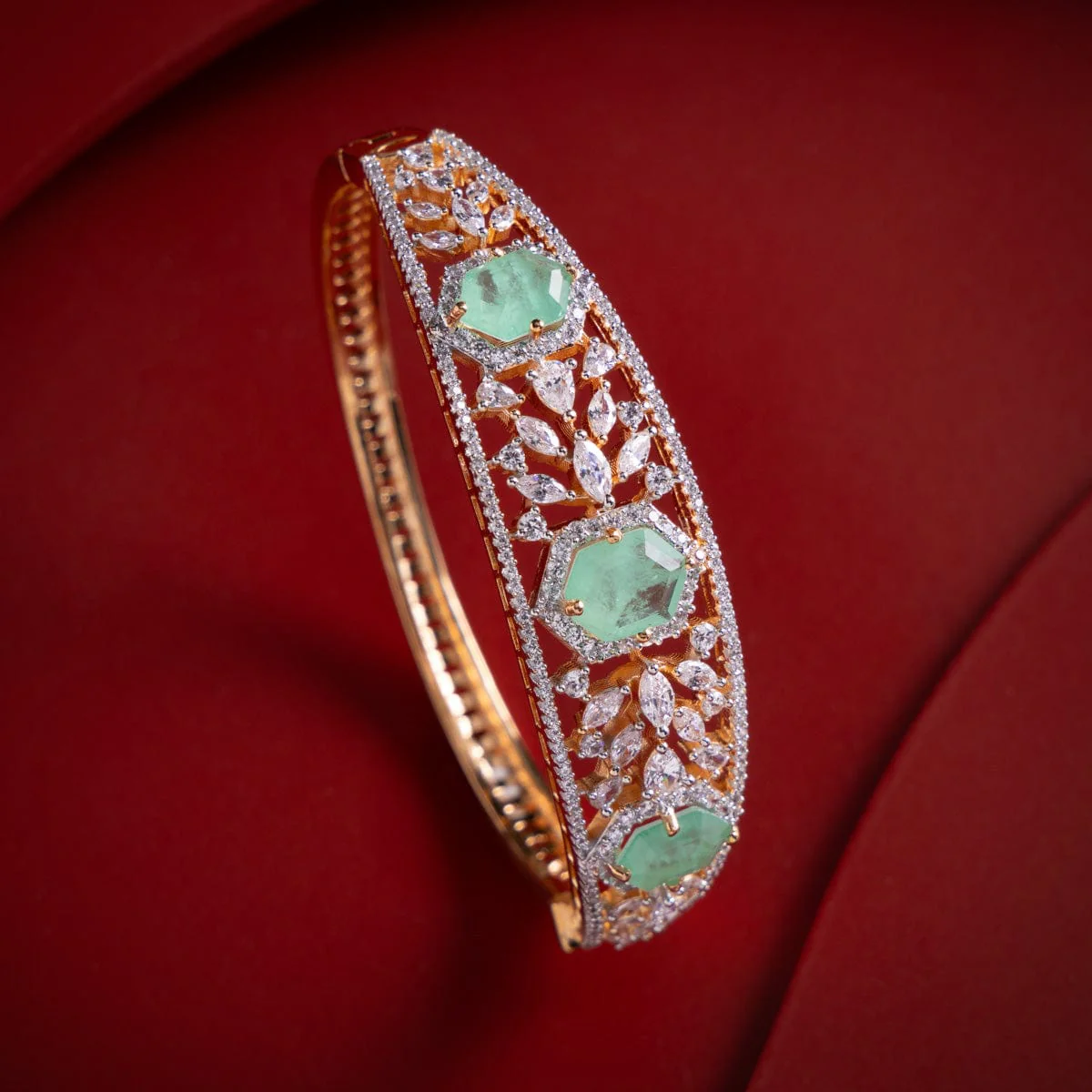 Zircon Kada 182042 - Image 34