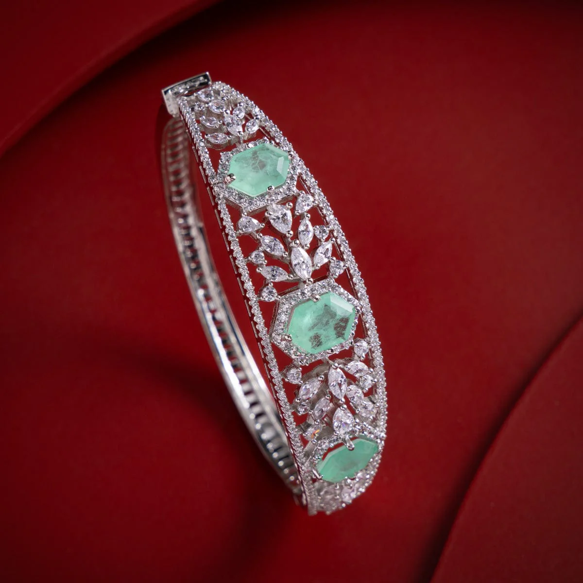 Zircon Kada 182042 - Image 39