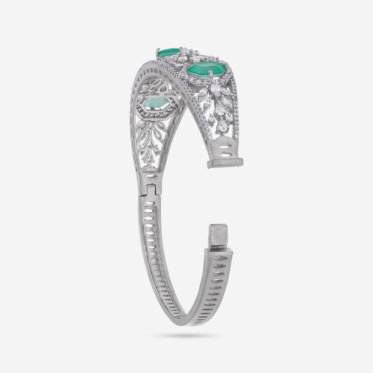 Zircon Kada 182042 - Image 40