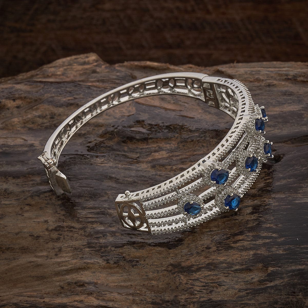 Zircon Kada 184458 - Image 4
