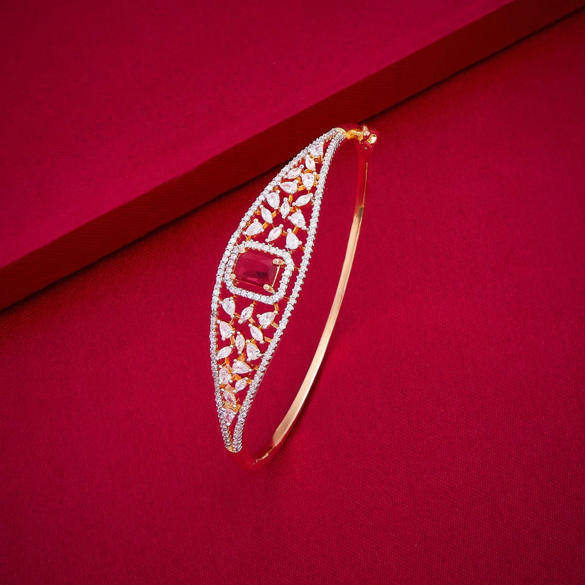 Zircon Kada 184681 - Image 2