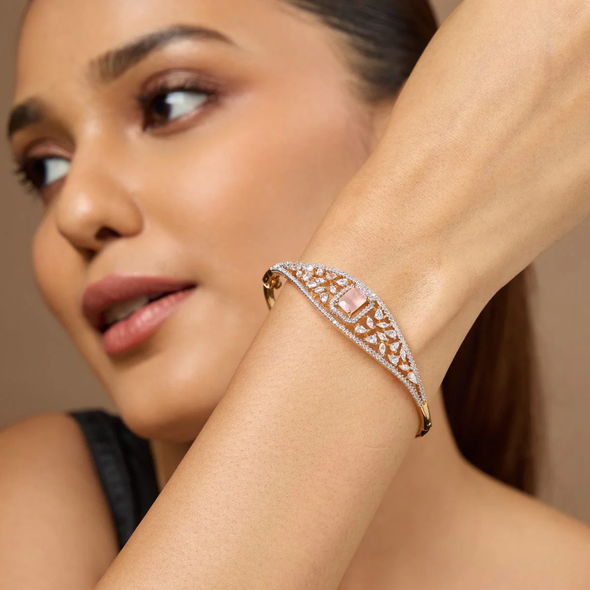 Zircon Kada 184681 - Image 7
