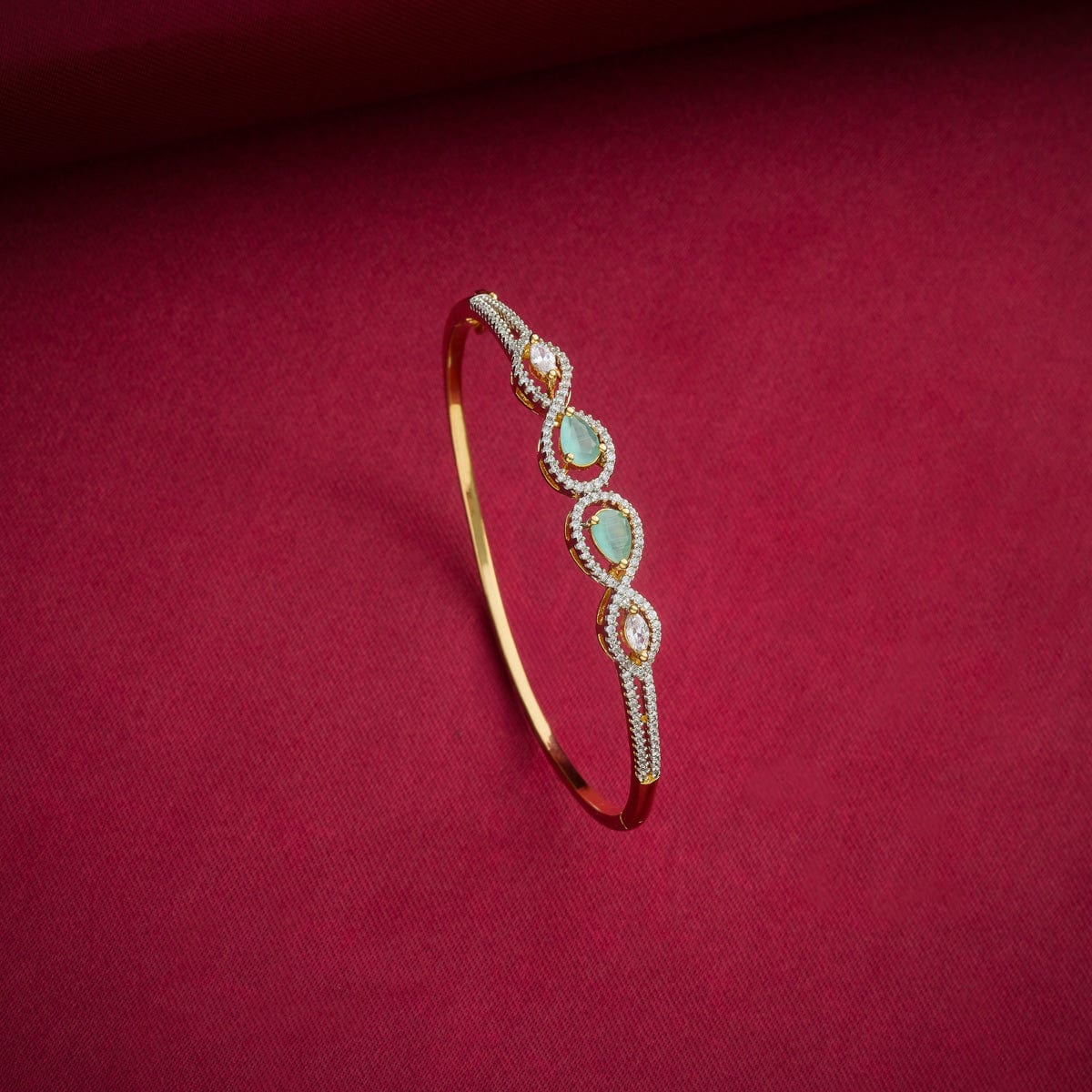 Zircon Kada 184682 - Image 19
