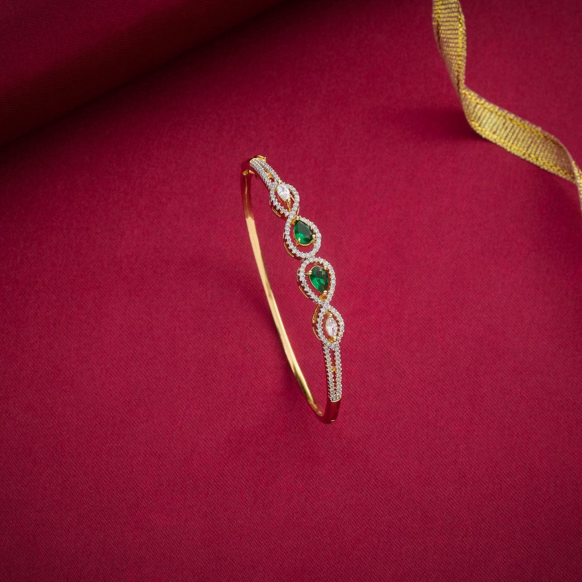 Zircon Kada 184682 - Image 6