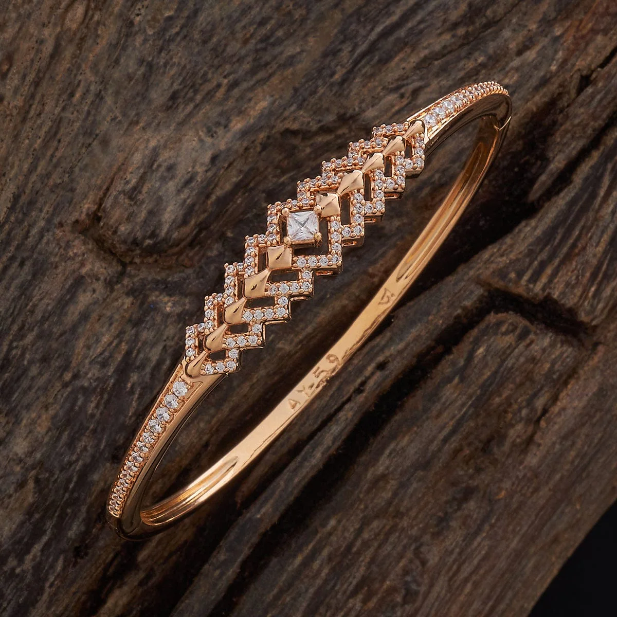 Zircon Kada 184729 - Image 5