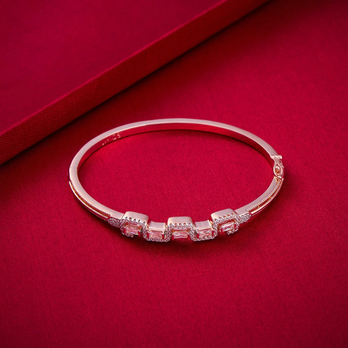Zircon Kada 187679 - Image 7