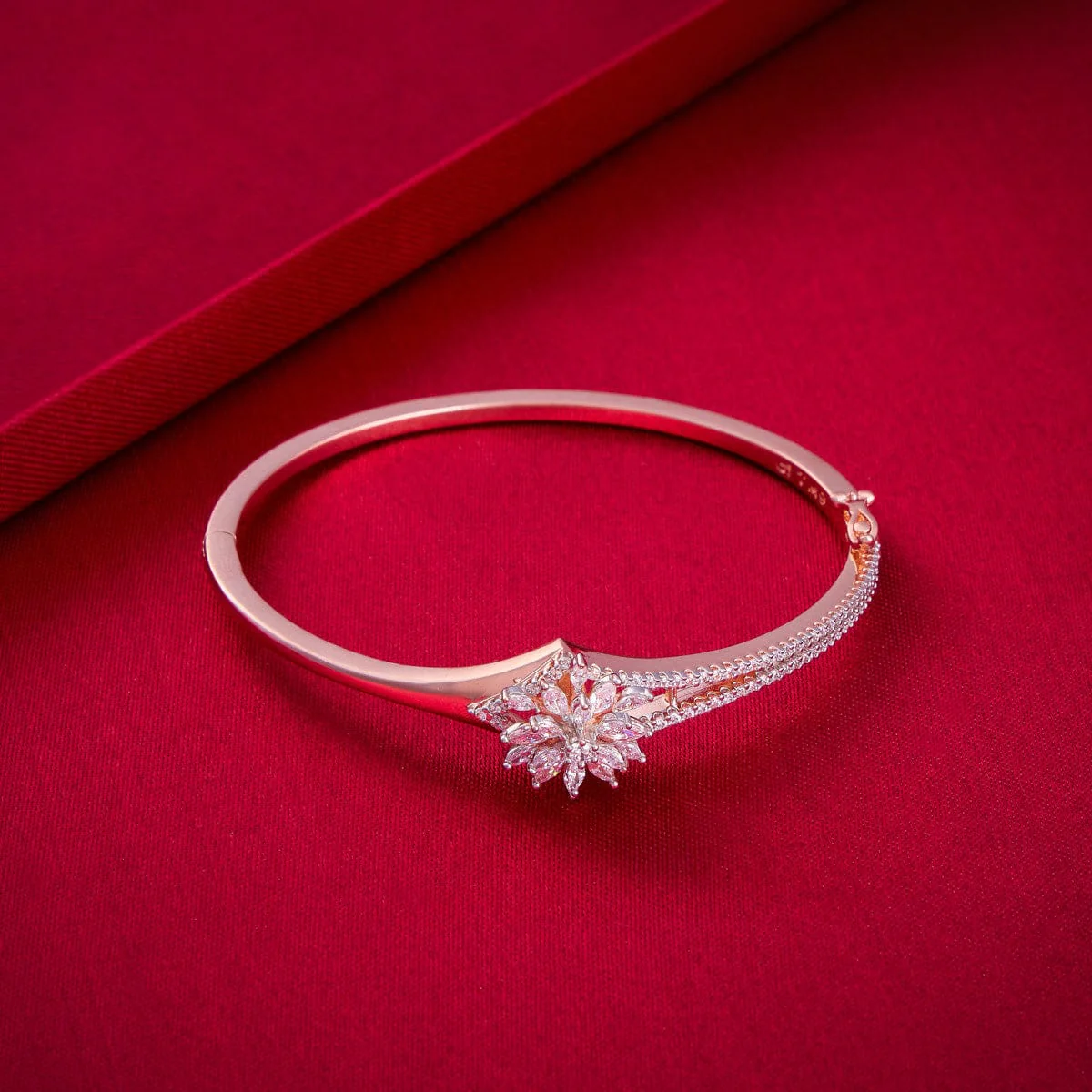Zircon Kada 187680 - Image 11