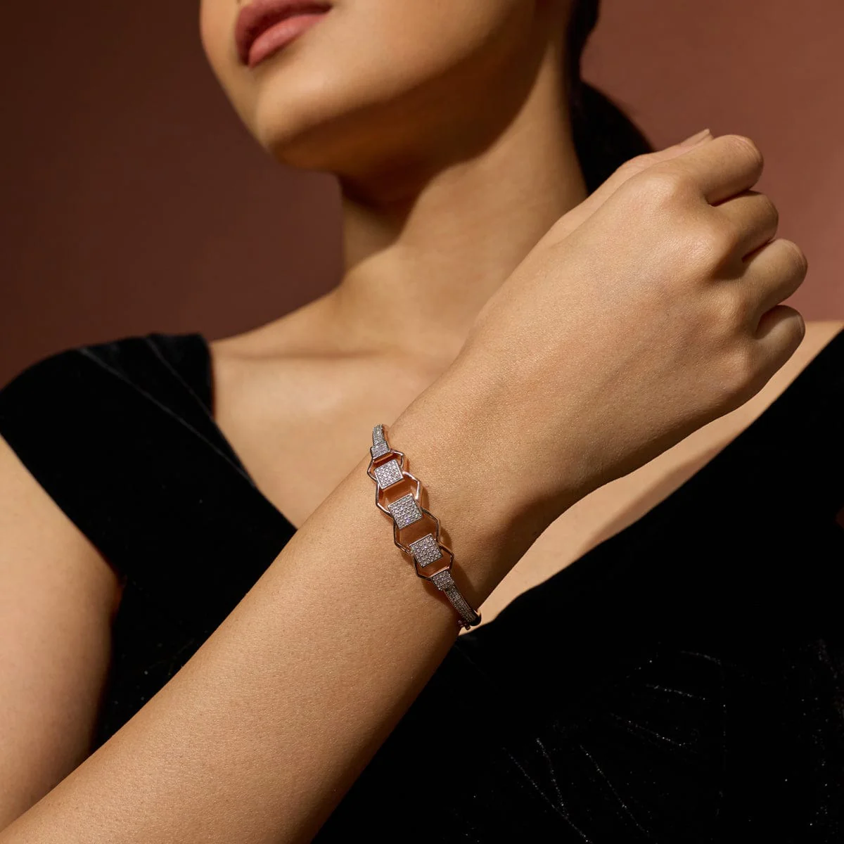 Zircon Kada 187681 - Image 7