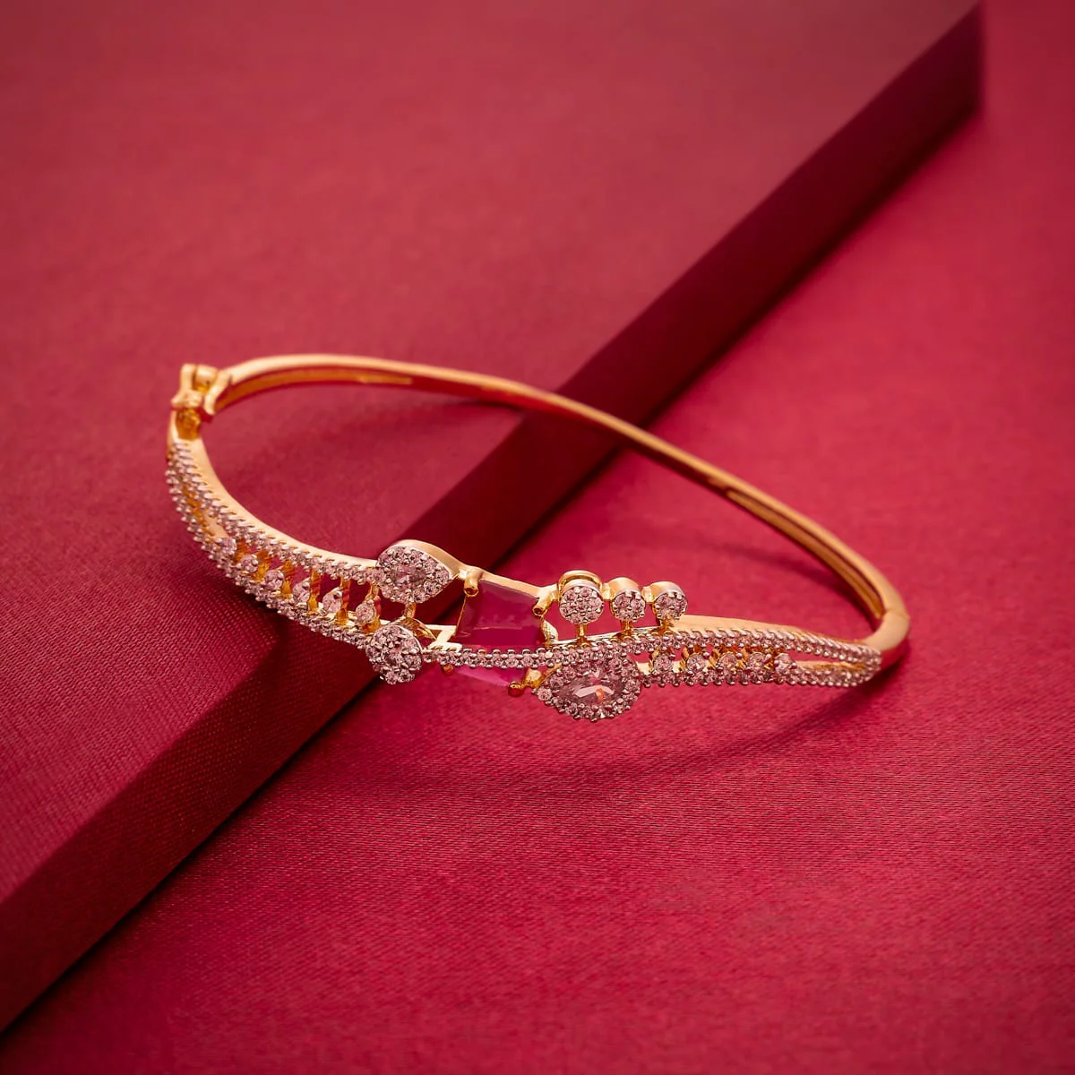 Zircon Kada 190896 - Image 2