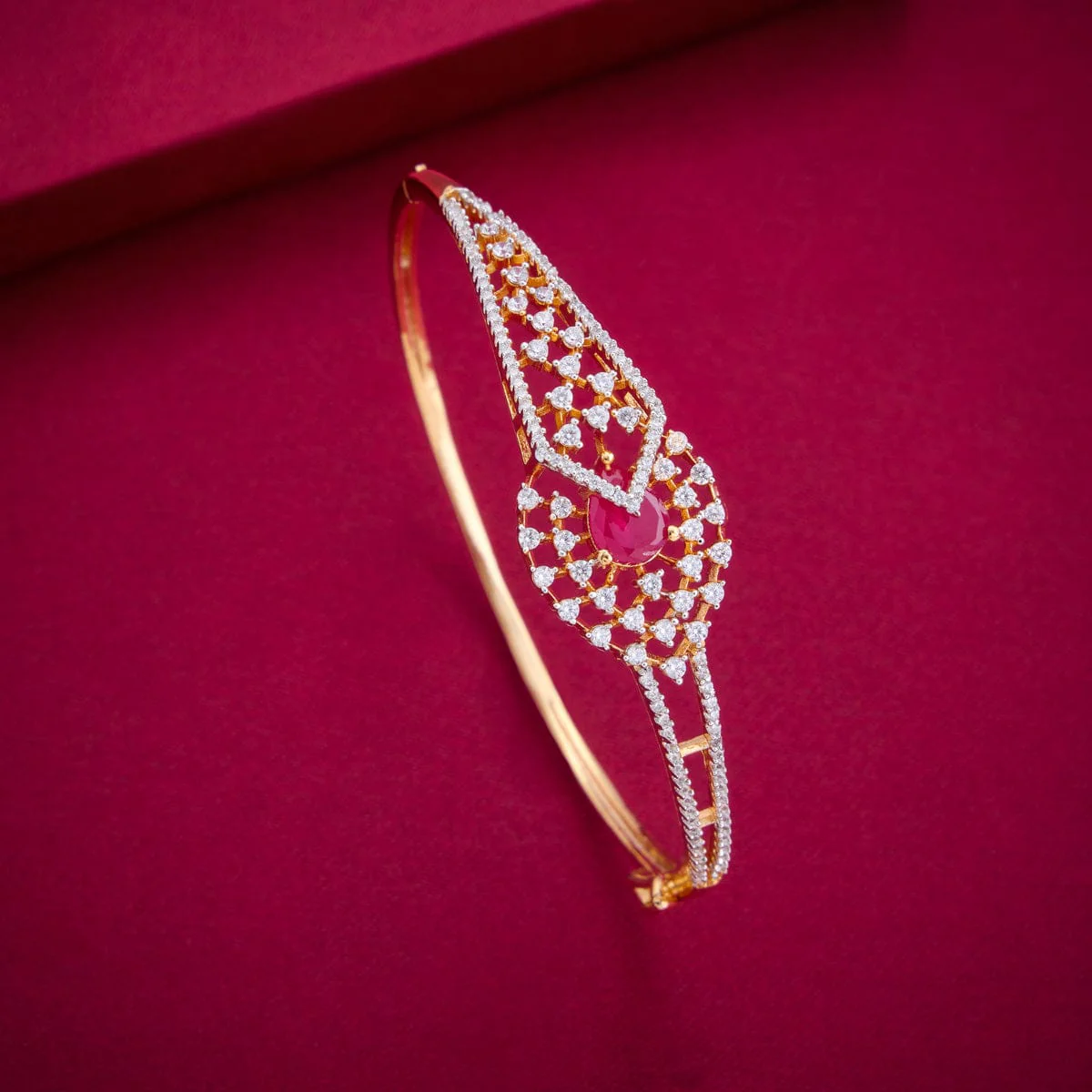 Zircon Kada 190913 - Image 2