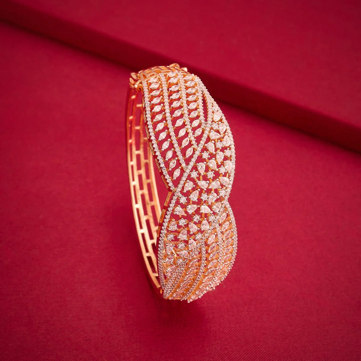 Zircon Kada 191689 - Image 2