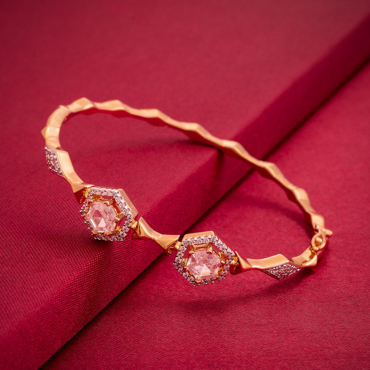 Zircon Kada 191778 - Image 2