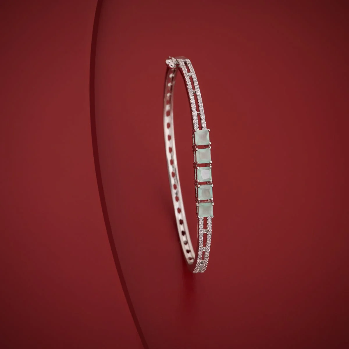 Zircon Kada 194076 - Image 35