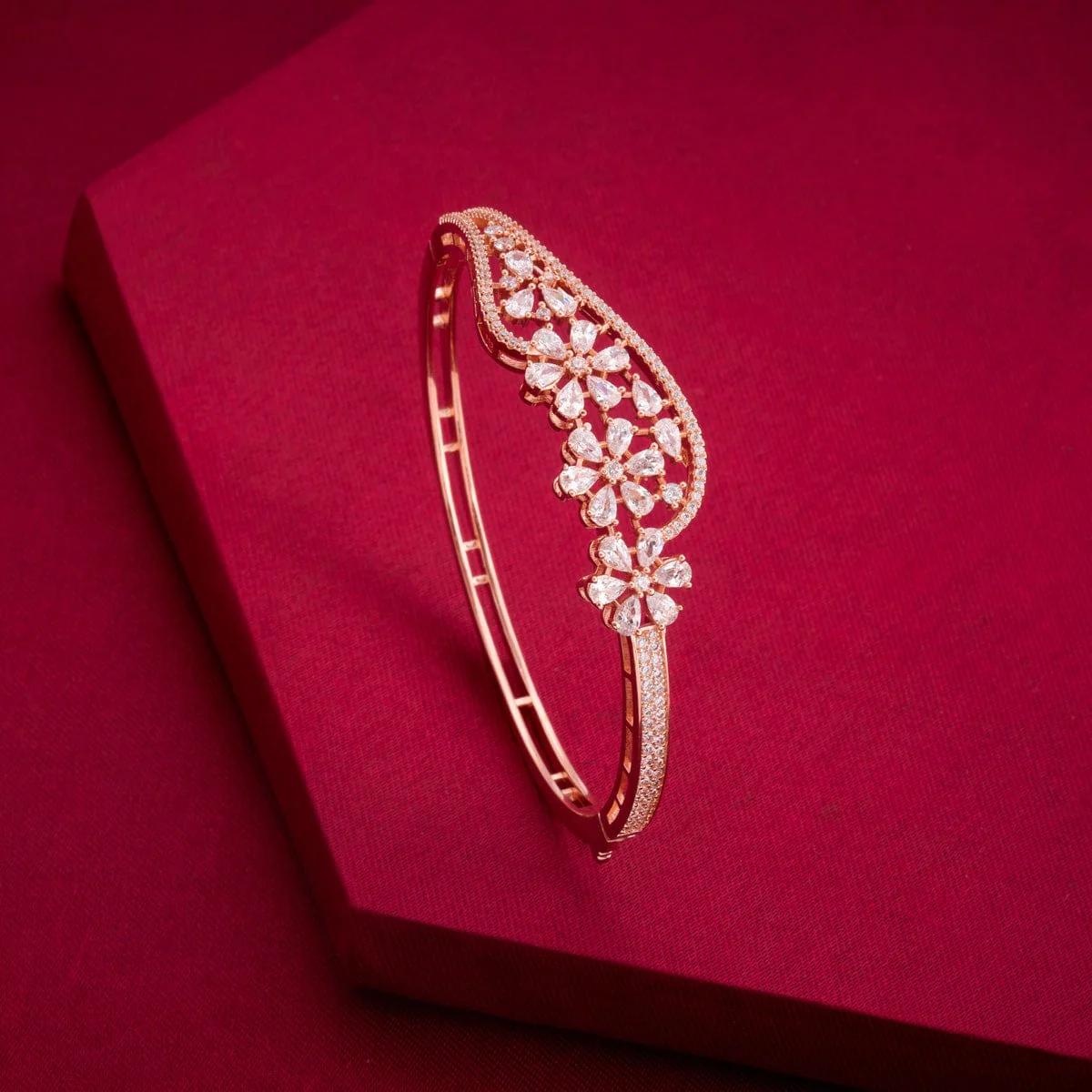 Zircon Kada 194489 - Image 6