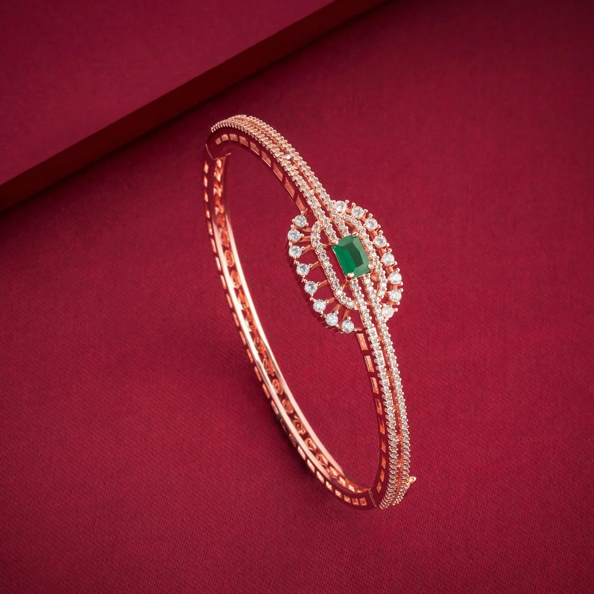 Zircon Kada 197113 - Image 6
