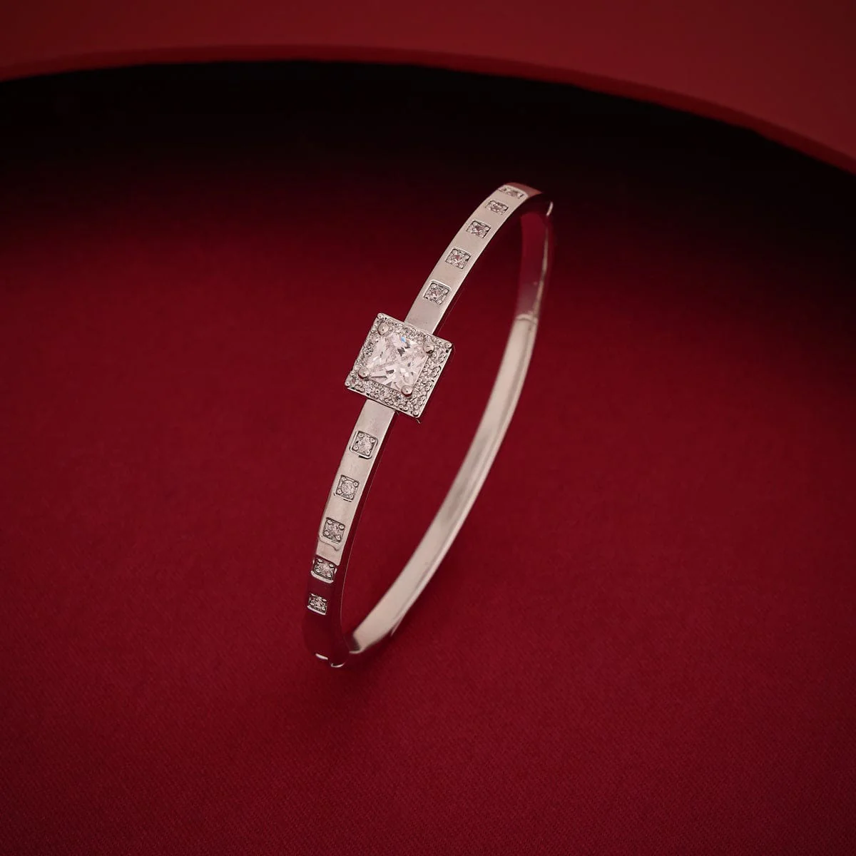 Zircon Kada 198108 - Image 7