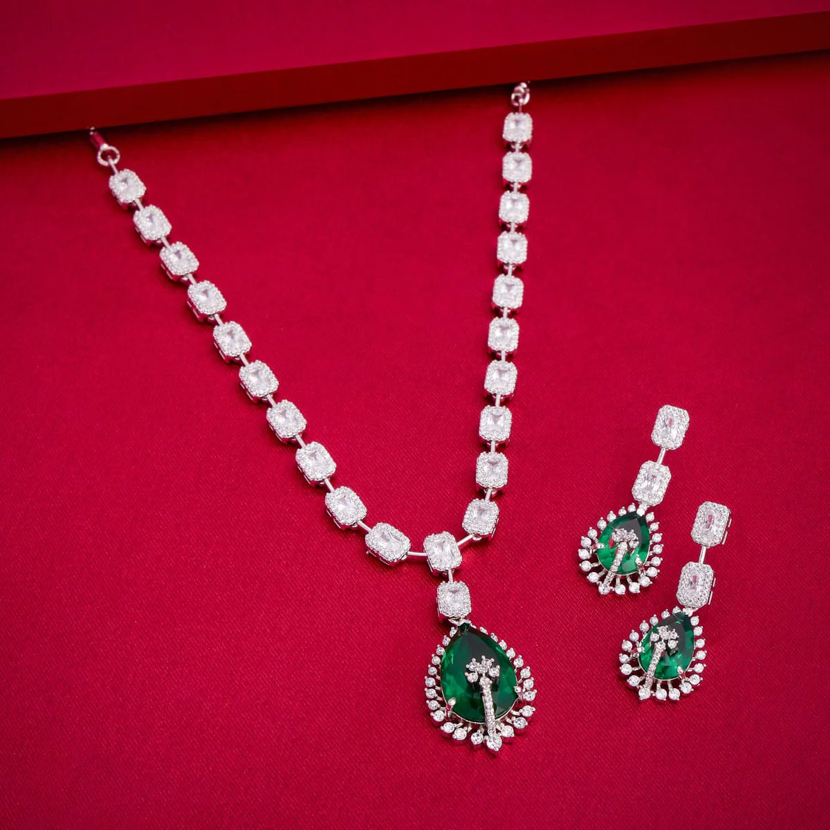 Zircon Necklace 184480 - Image 27