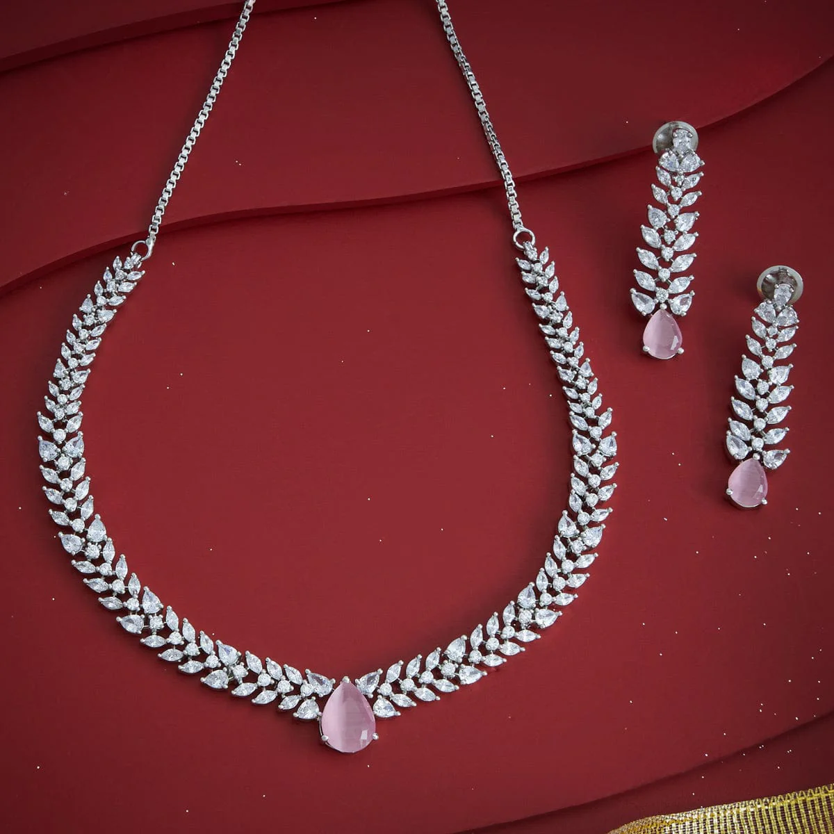 Zircon Necklace 185345 - Image 28
