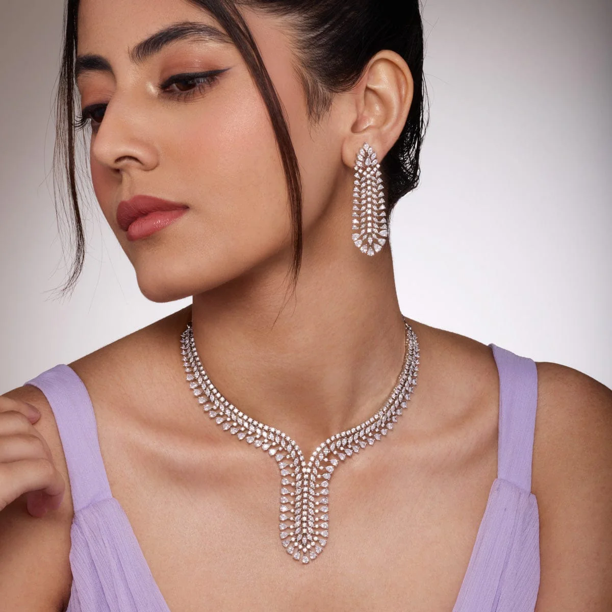 Zircon Necklace 190377 - Image 7