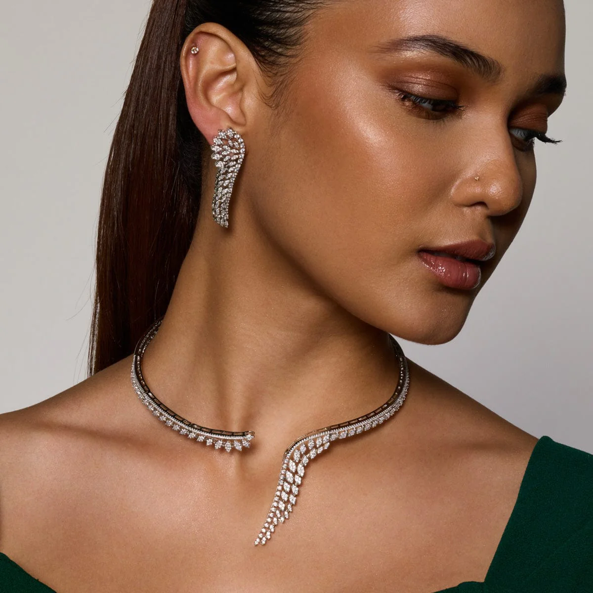 Zircon Necklace 190404 - Image 7