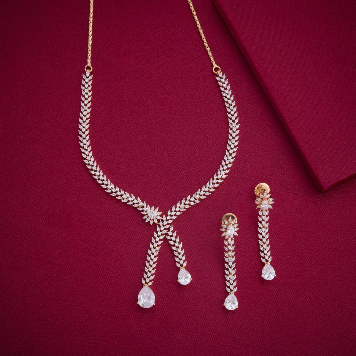 Zircon Necklace 190828 - Image 12